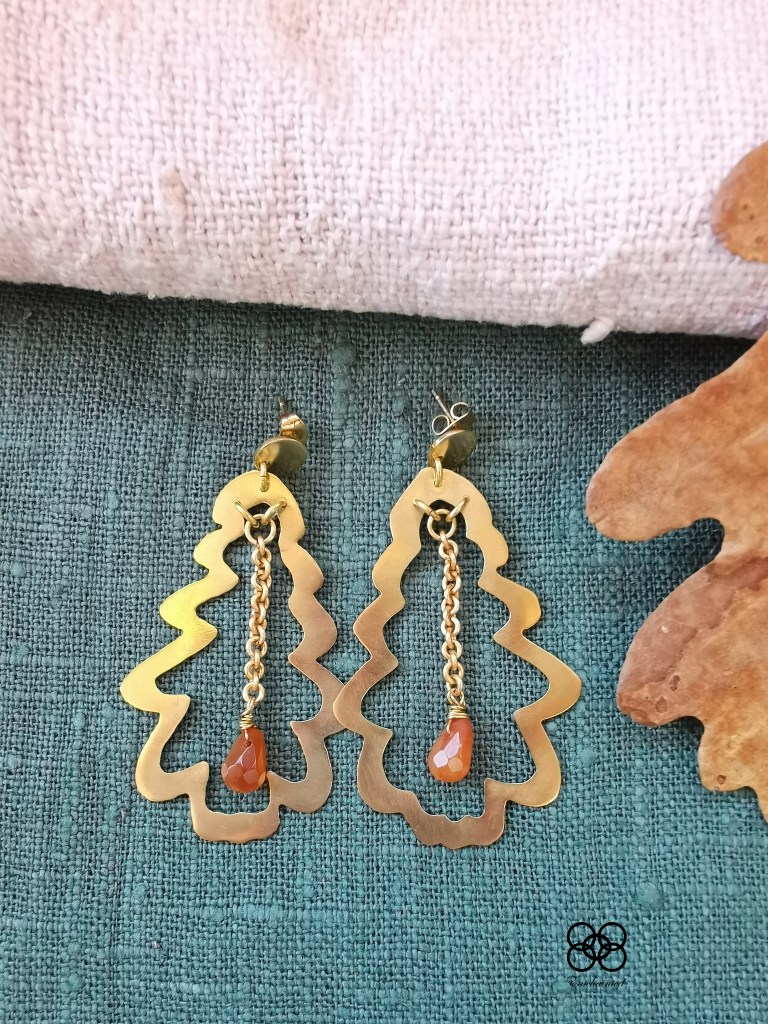 cercei_aurii_frunza_de_stejar_design minimalist contemporan_statement_enchainted_ioana_nae